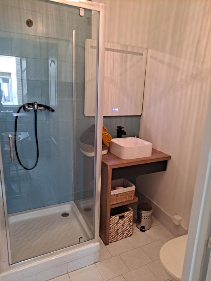 Studio Cosy Meuble, Terrasse Et Patio Pour Velo 罗什福尔 外观 照片